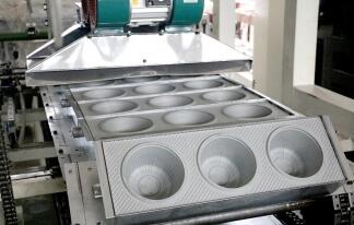山東餐盒機哪家性價比高，真空成型機廠家推薦